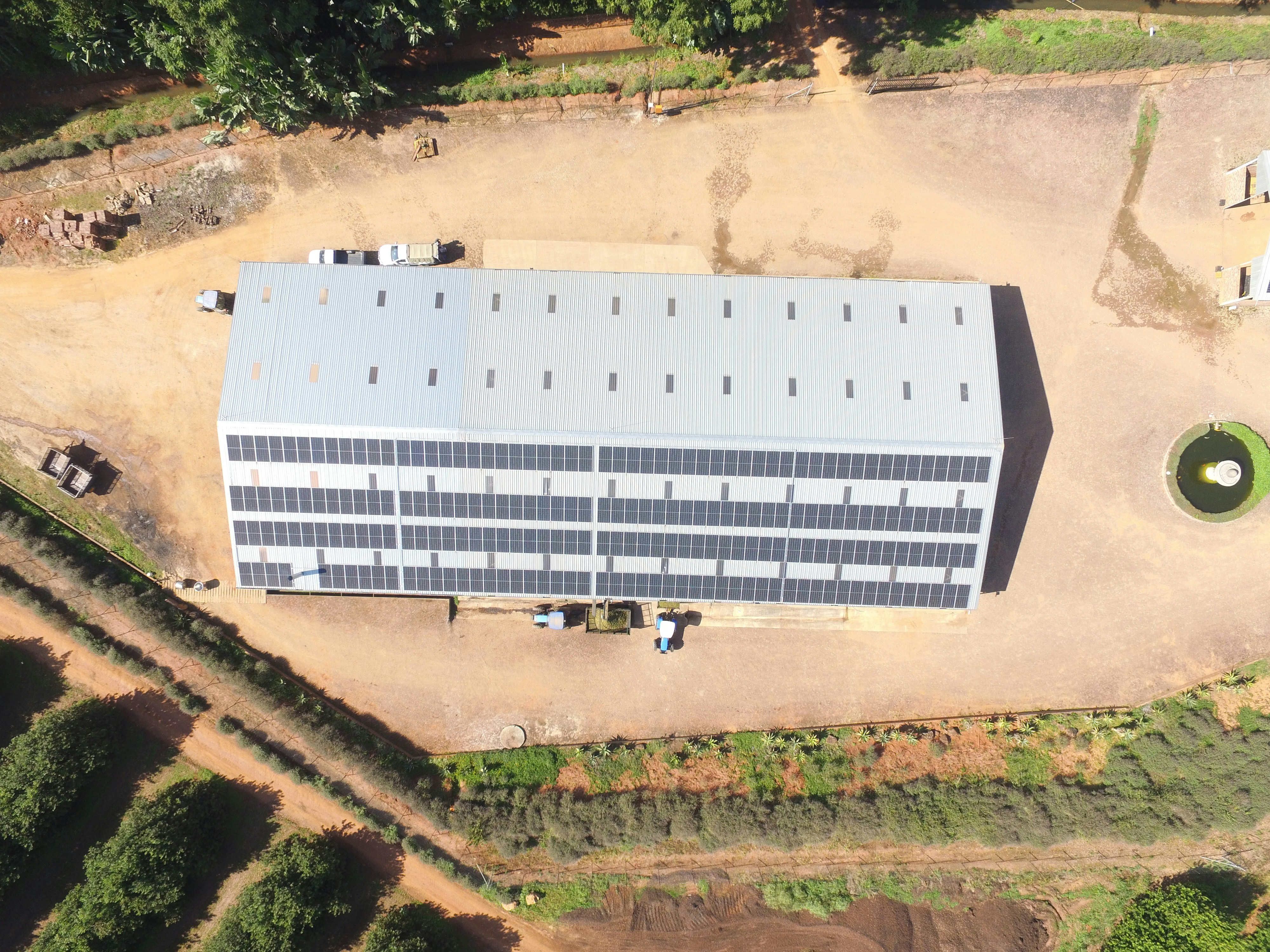 Techniciens EVO ENERGY sur chantier photovoltaïque